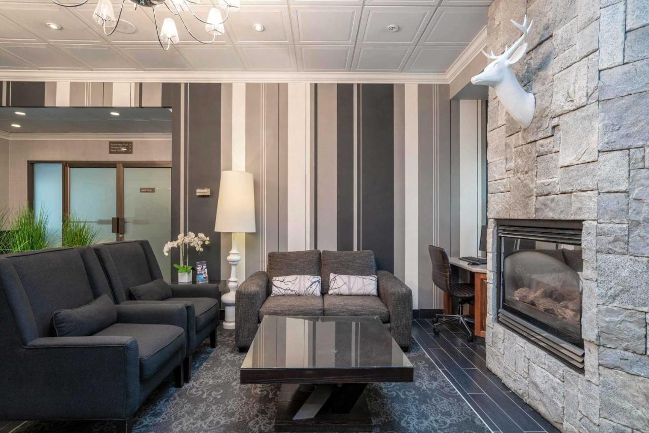 Sandman Hotel Revelstoke Exteriör bild