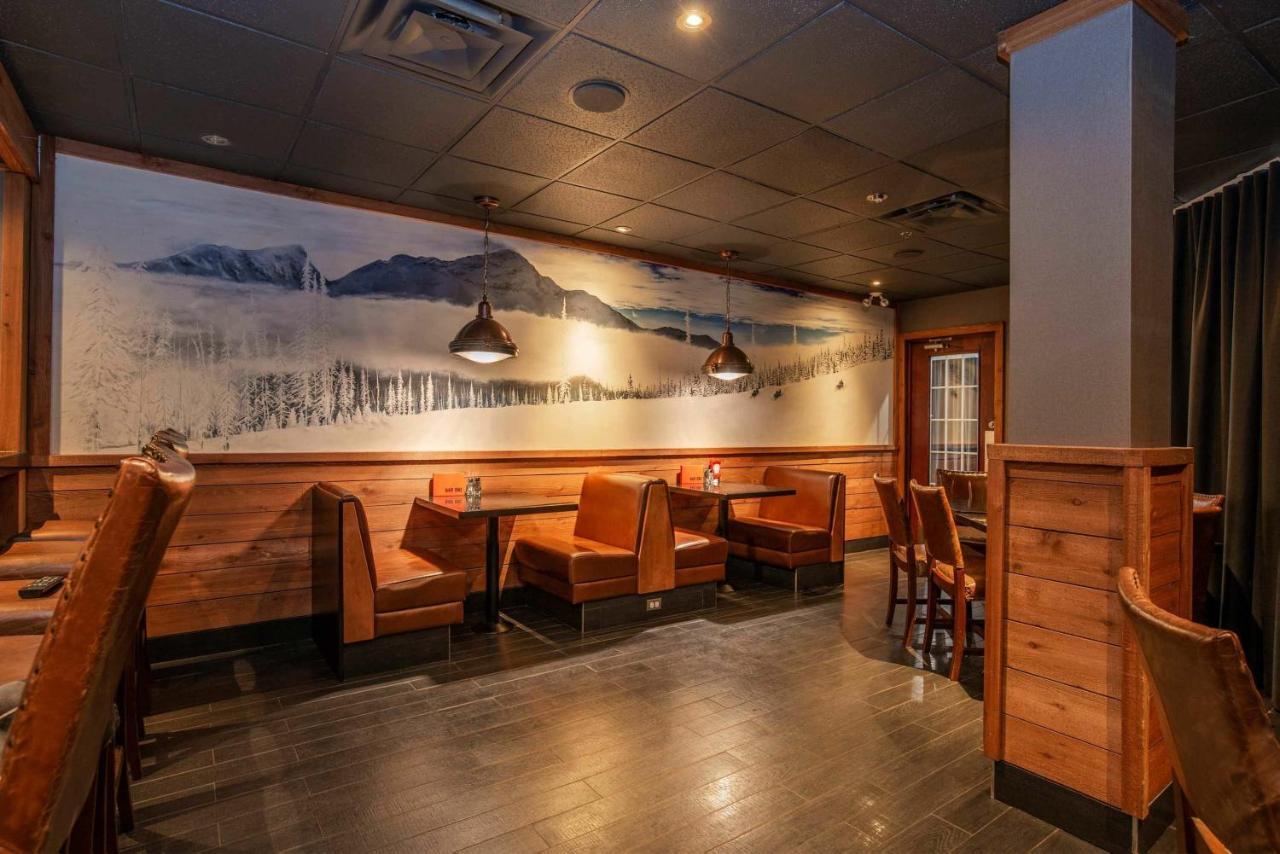 Sandman Hotel Revelstoke Exteriör bild