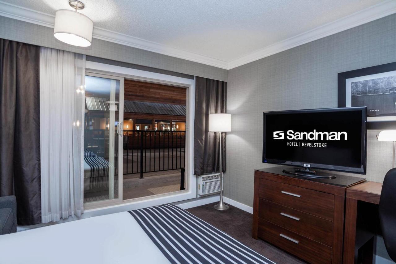 Sandman Hotel Revelstoke Exteriör bild