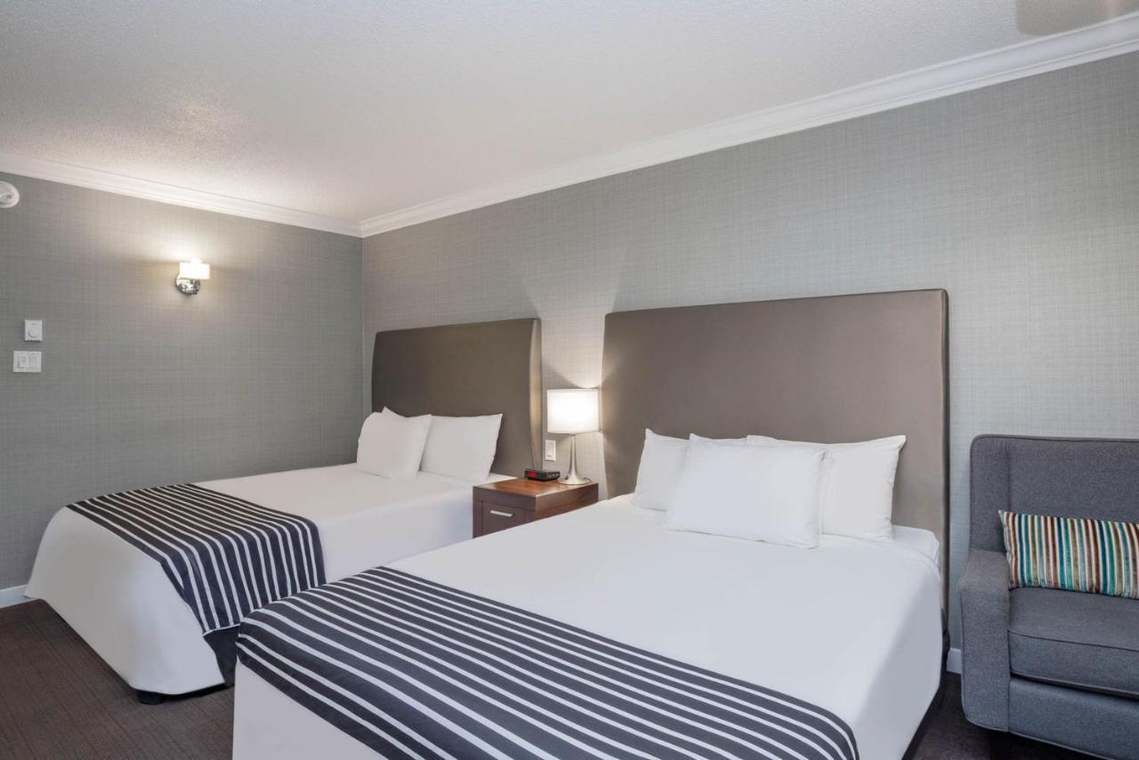 Sandman Hotel Revelstoke Exteriör bild