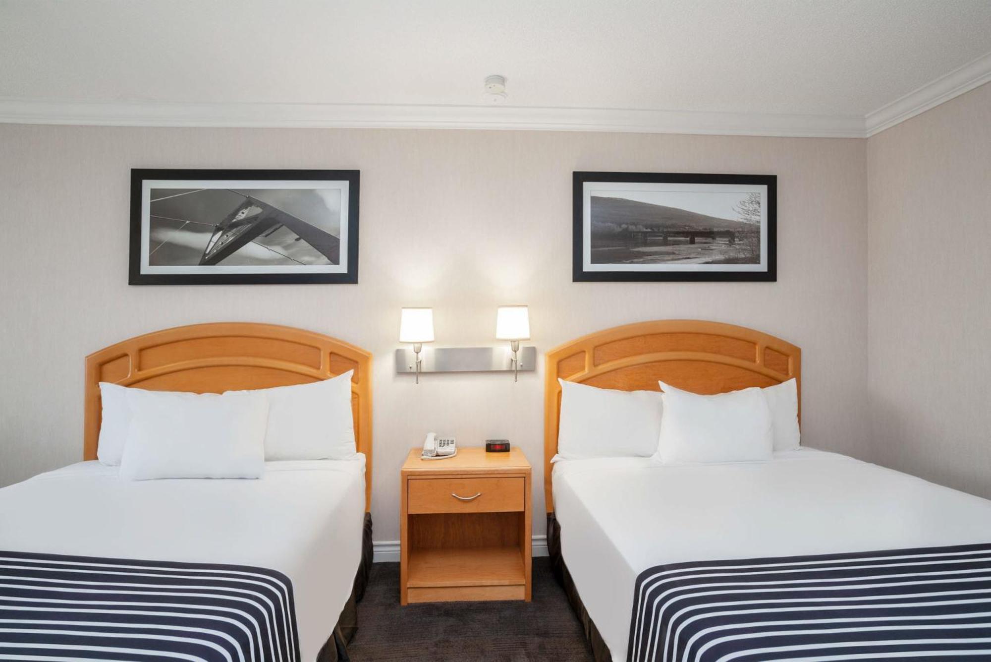 Sandman Hotel Revelstoke Exteriör bild