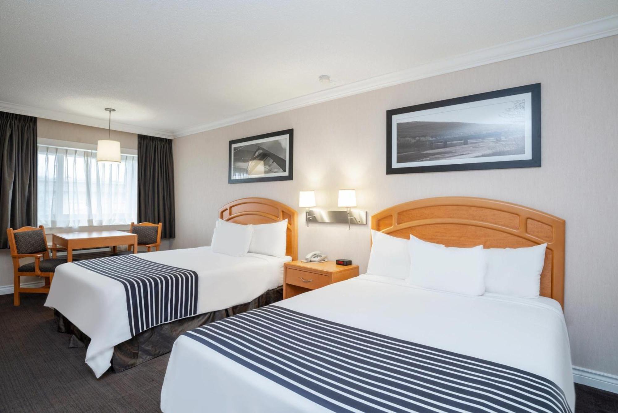 Sandman Hotel Revelstoke Exteriör bild