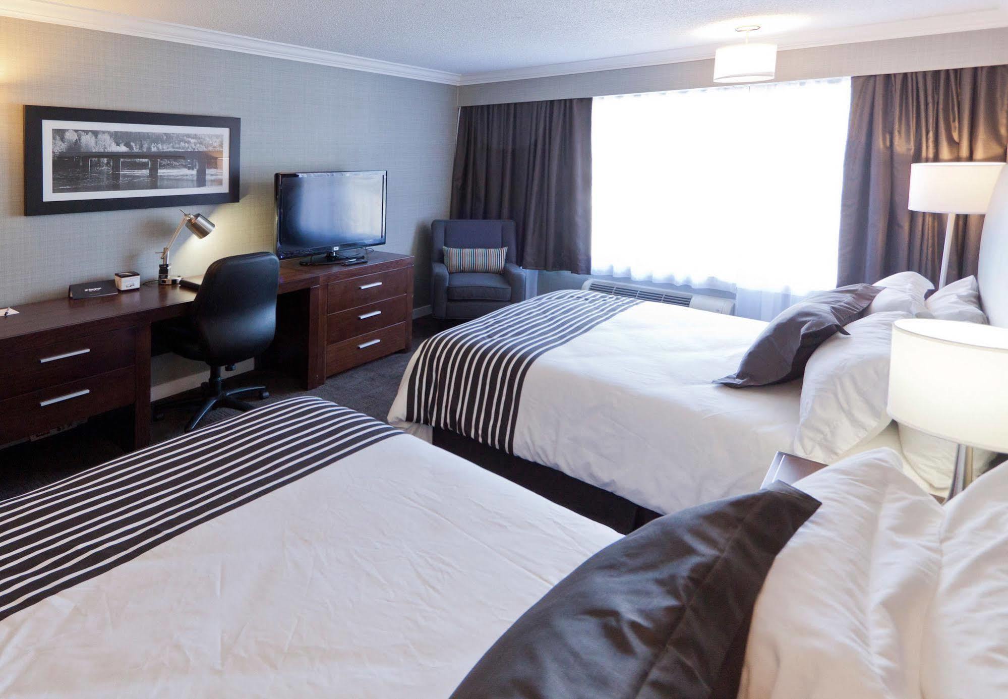 Sandman Hotel Revelstoke Exteriör bild